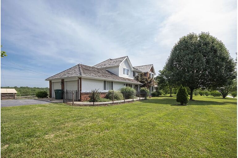 2-story-architectural-design-architecture-contemporary